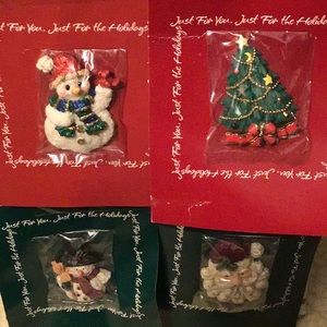 Vintage Christmas pins